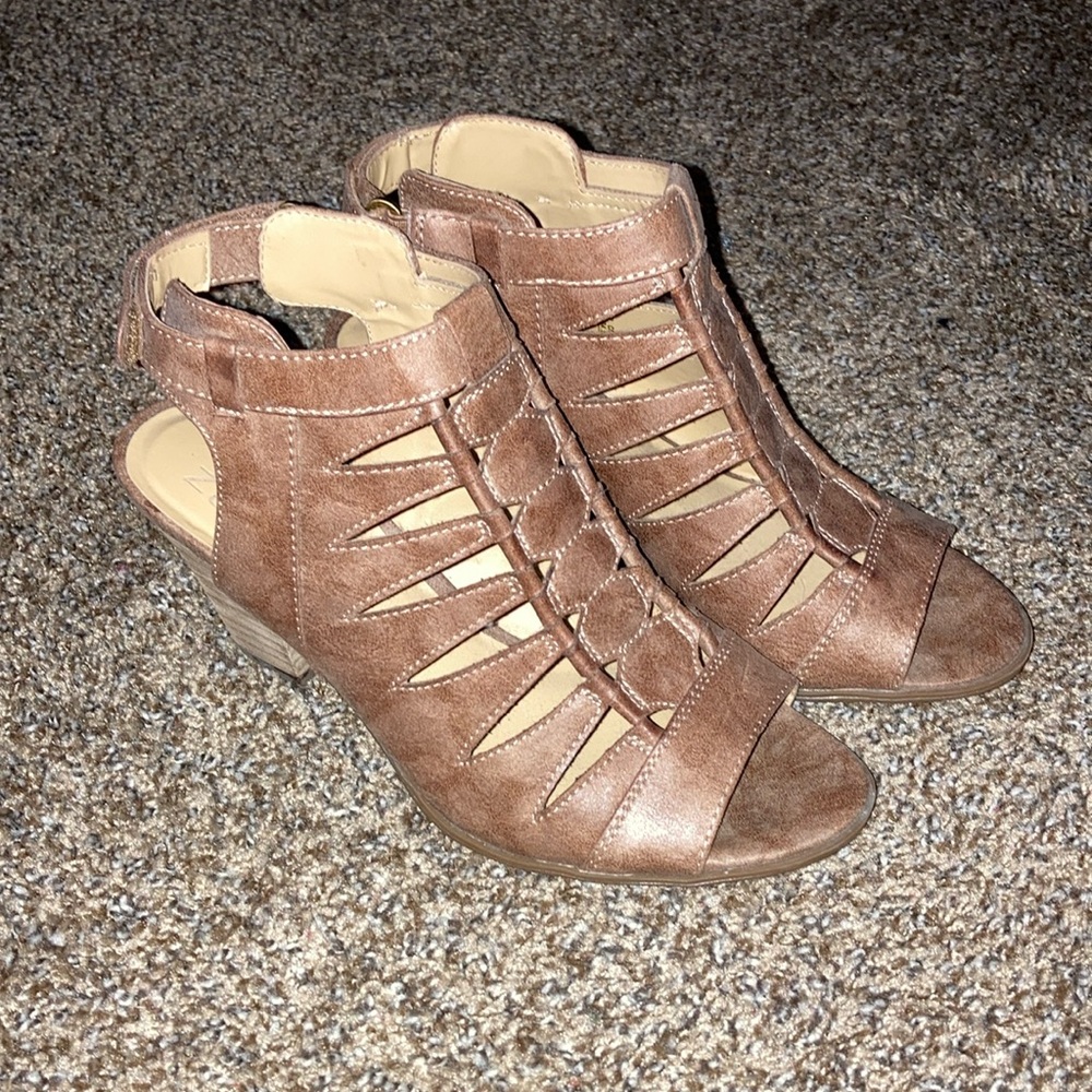 Naturalizer Heels